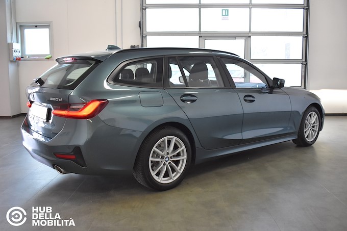 BMW 320d 48V xDrive Touring Business Advantage